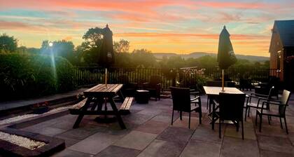 Royal Oak Country Inn and Restaurant