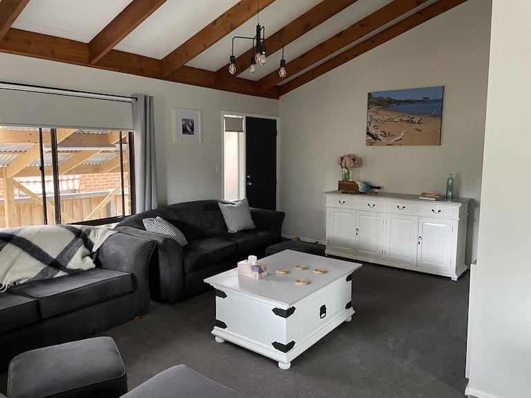 Holiday Home In Quiet Fishing Village With Facilities & Attractions Close By. - 菲利普島