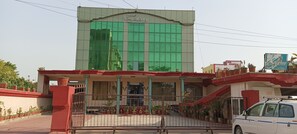 Front of property - Hotel Galaxy Intercontinental (Gaya)