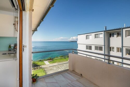 On The Esplanade - Close to beach & Cronulla mall