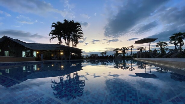 Outdoor pool - Baum hotel (Armenia)