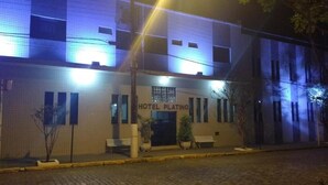 A hotel named "HOTEL PLATINO" with a tiled facade and a sign above the entrance. - HOTEL PLATINO (Sao Lourenco)
