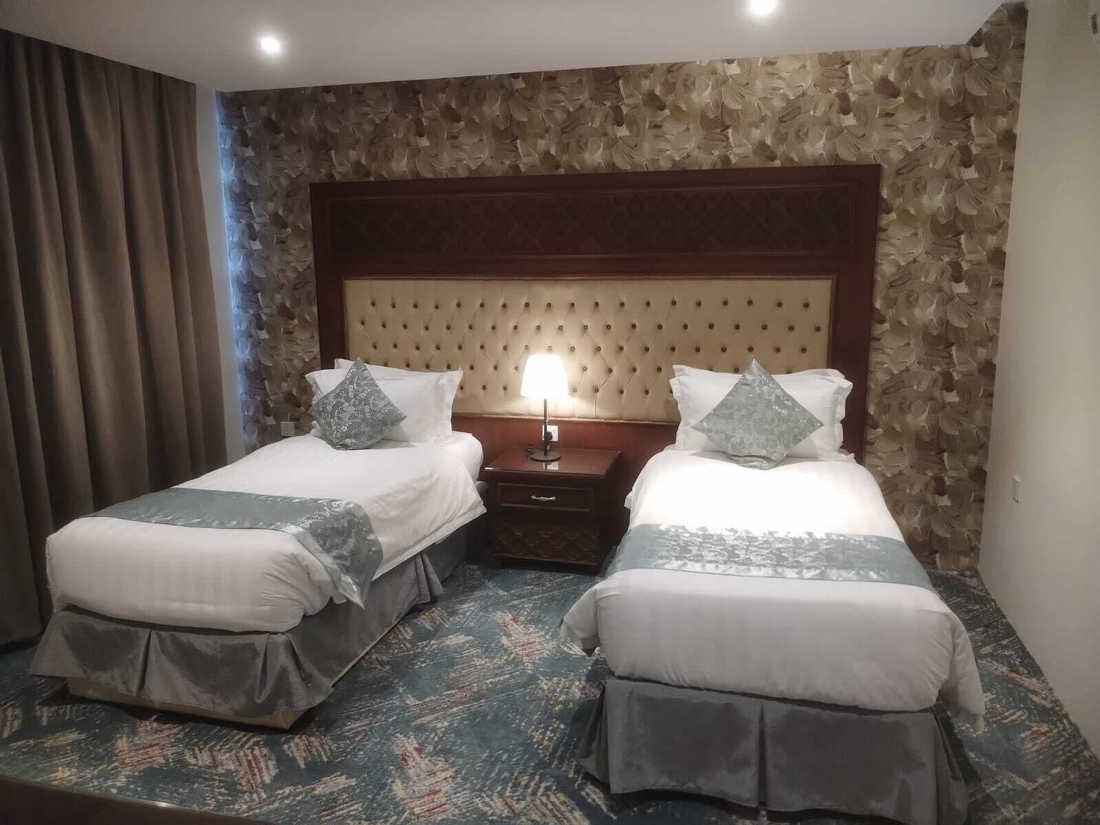 家庭套房 | 埃及棉床單、高級寢具、舒適加層、迷你吧