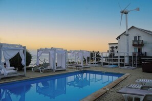 Seasonal outdoor pool - Strada Portului (Costinesti)