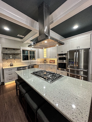 Cozy house 8 minutes from downtown knoxville 25 minutes from Sevierville 