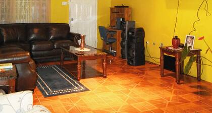 Relaxing countryside setting, breezy and beautiful mountain view.