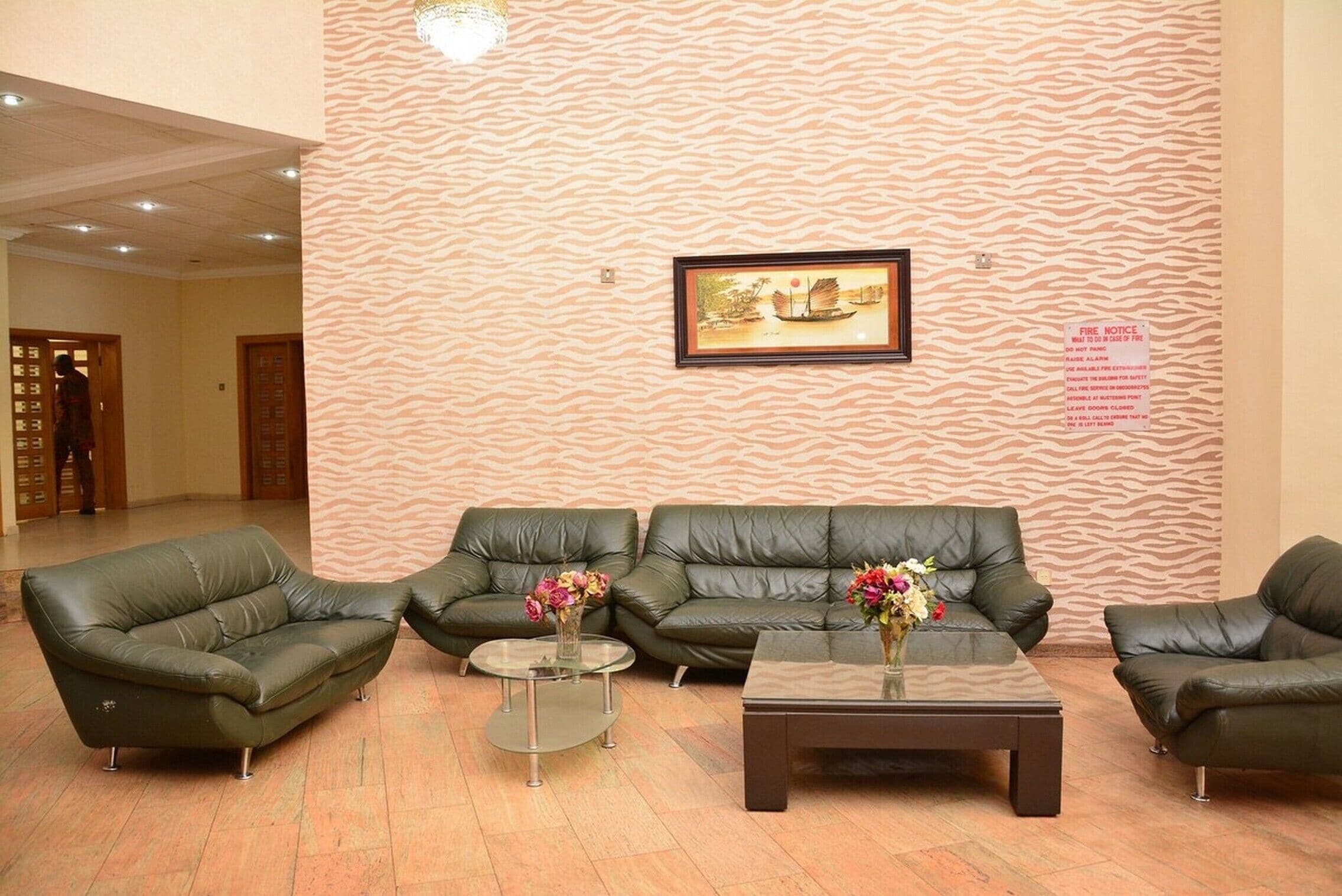 Habitación, 1 habitación, con acceso para personas discapacitadas, para fumadores | Sala de estar