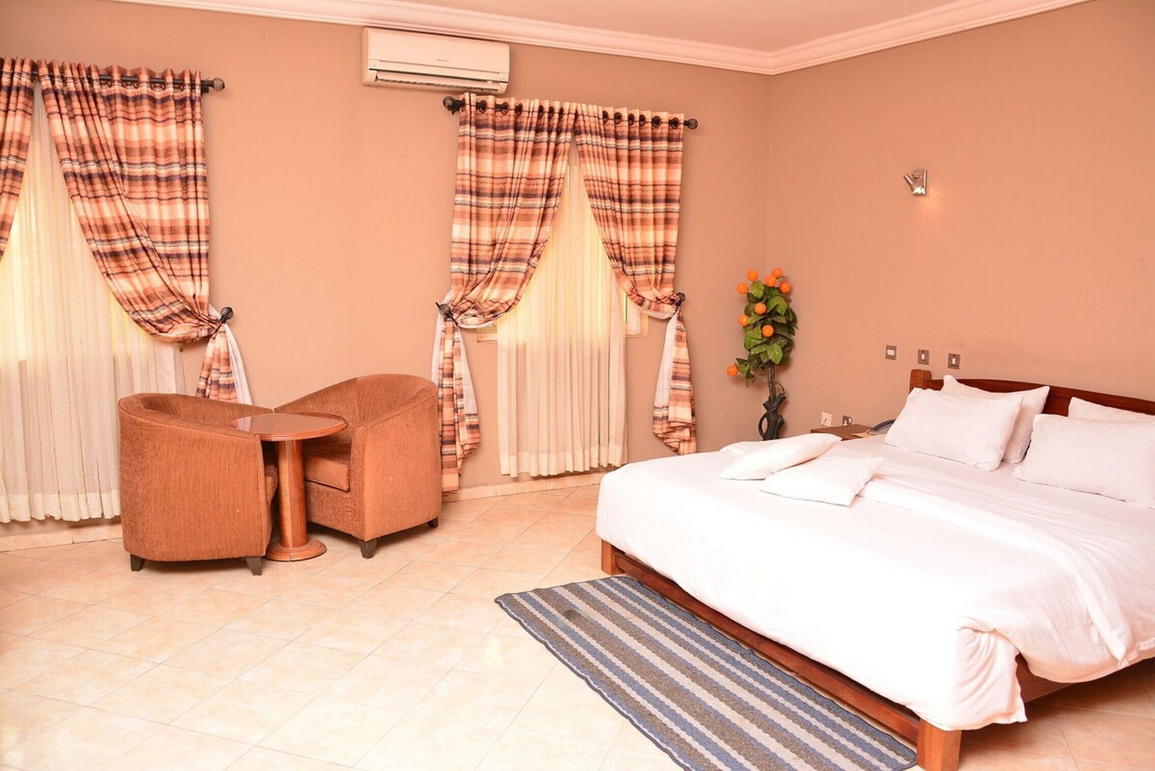 2 عدّة غرف نوم