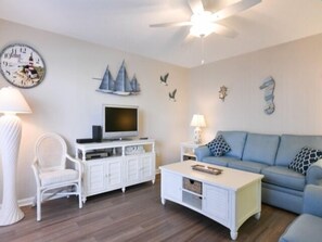 TV - 2 Bedroom 2 Bath condo Canal Front with Boat Dock (Ocean City)