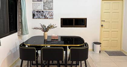 Sukhumvit/Asok Sweet Home 5BR - 7 beds - up to 12 guests