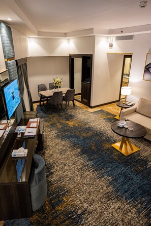 Suite | Living area | 42-inch LED TV with satellite channels, first-run movies - ODST Jed (Jeddah)