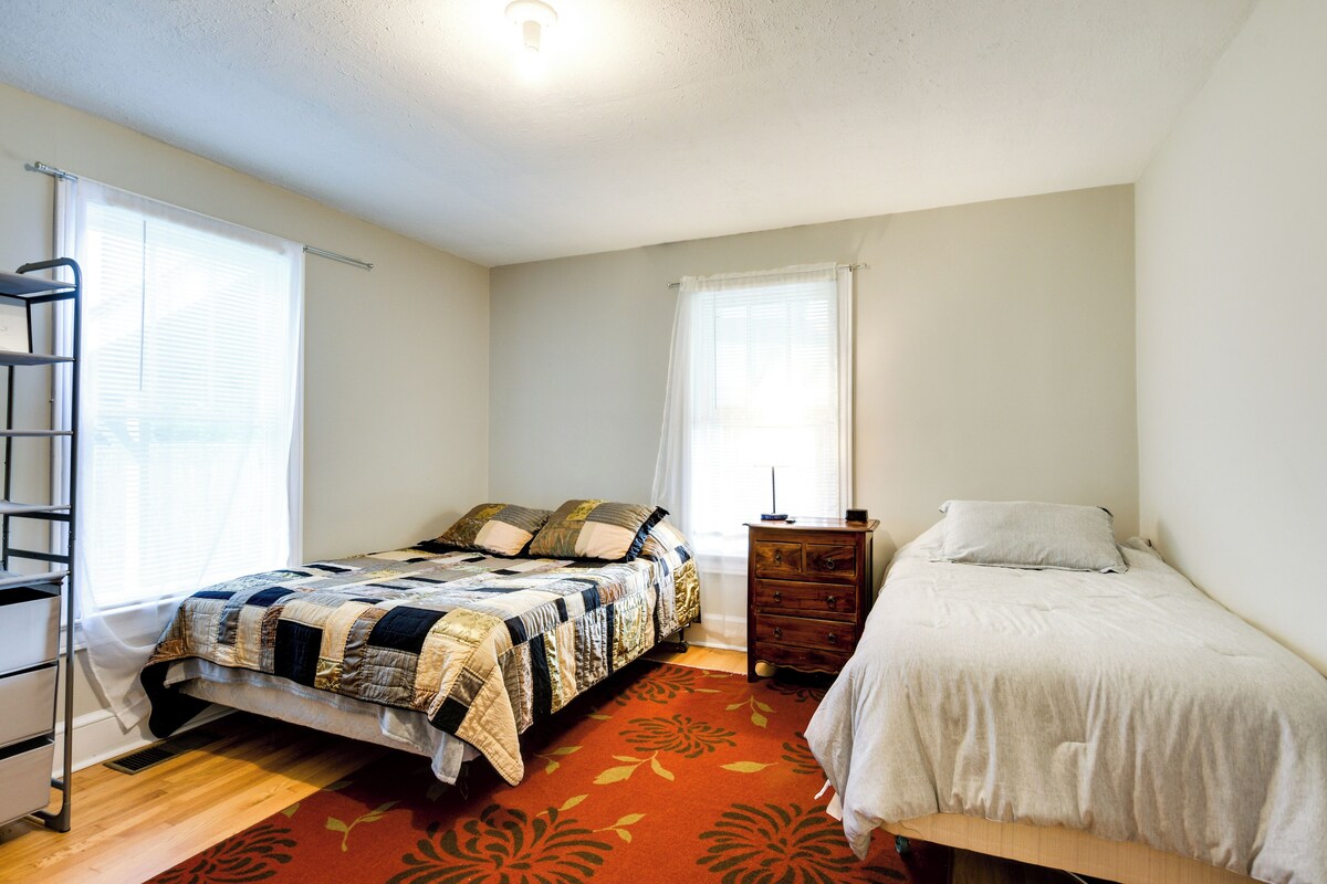 Photo 15 of Pet-Friendly Travelers Rest Home w/ Covered Patio