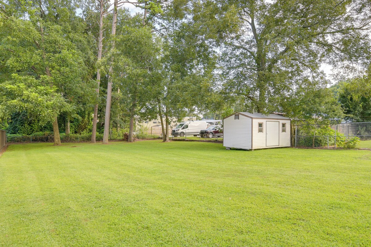 Photo 21 of Pet-Friendly Travelers Rest Home w/ Covered Patio