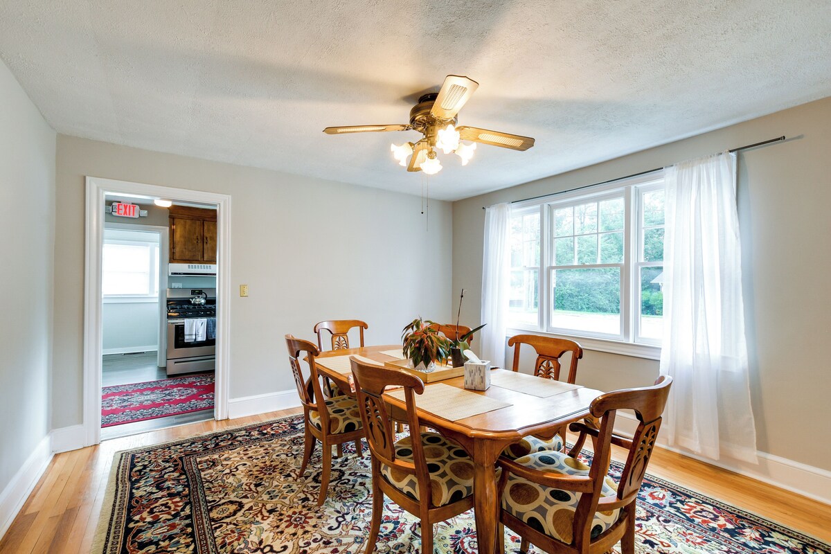 Photo 3 of Pet-Friendly Travelers Rest Home w/ Covered Patio