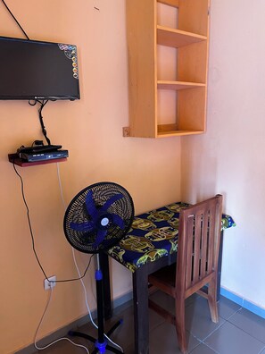 Quarto solteiro tradicional | Wi-Fi de cortesia
