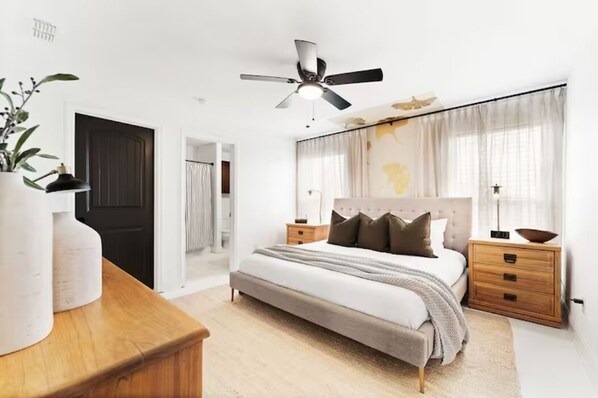 3 Schlafzimmer, Bügeleisen/Bügelbrett, WLAN, Bettwäsche