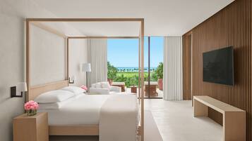 1 bedroom, minibar, in-room safe, individually decorated