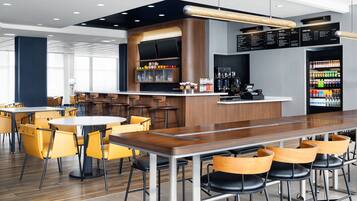 Daily cooked-to-order breakfast for a fee