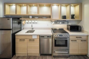Suite, 1 habitación | Cocina privada