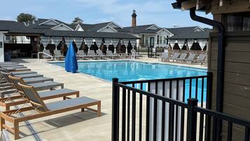 Piscine extérieure, piscine chauffée