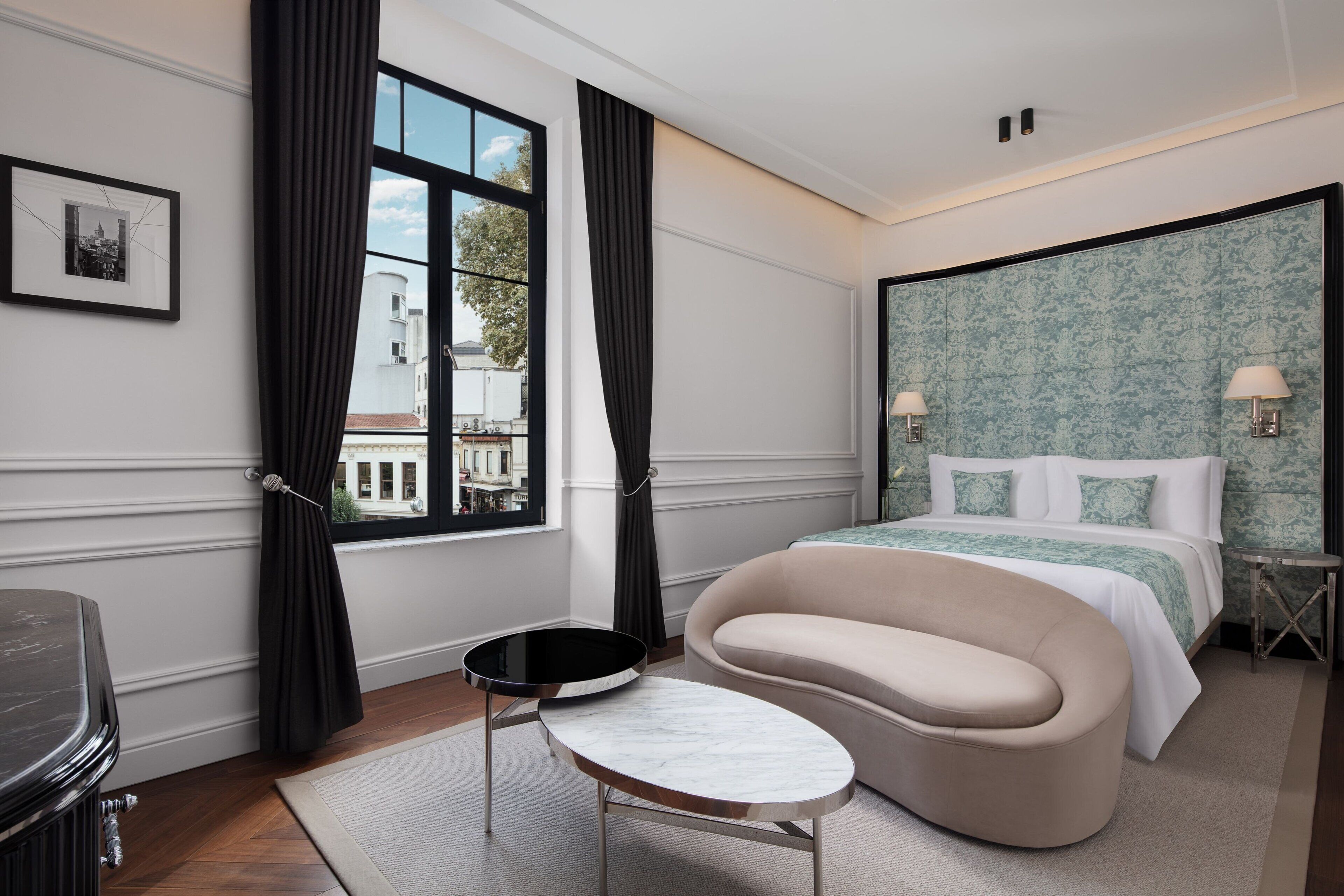 Habitación Deluxe, 1 cama Queen size | Ropa de cama de alta calidad, camas Select Comfort y minibar 