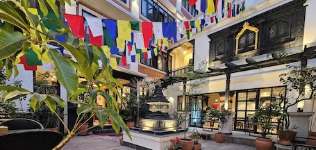 Front of property. Central Courtyard - Heritage Hötel & Artisan Café