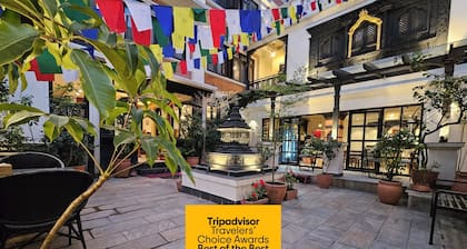 Central Courtyard Thamel - Heritage Hötel & Artisan Café