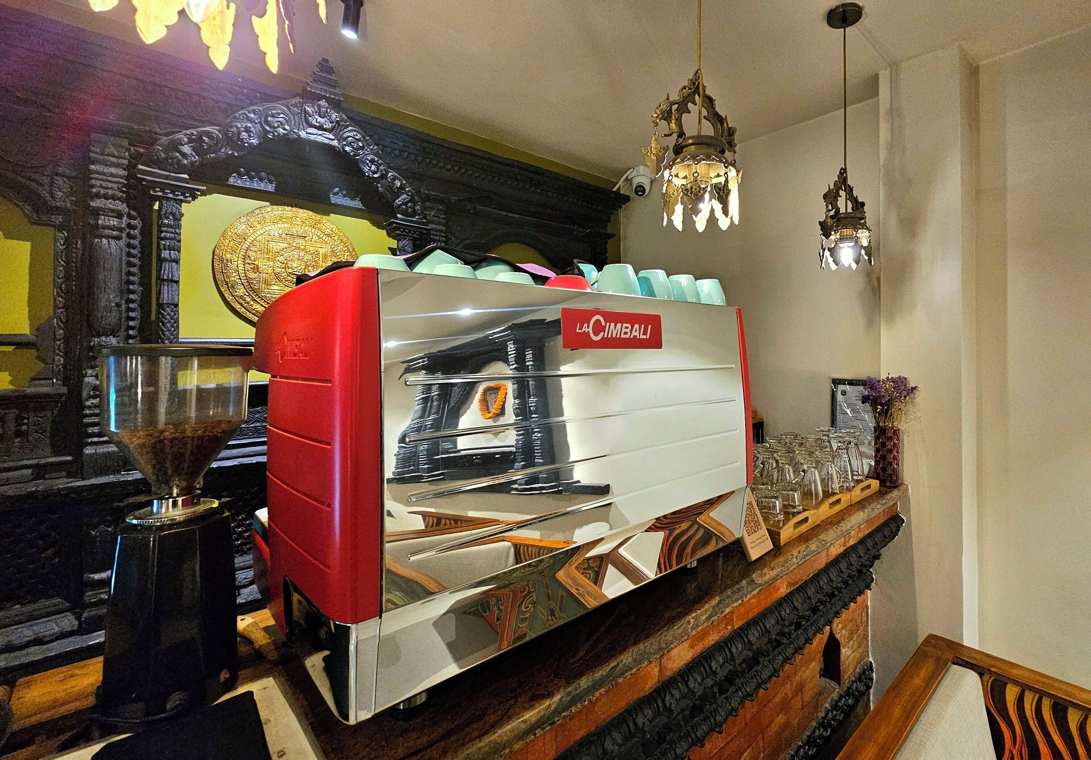 مطعم