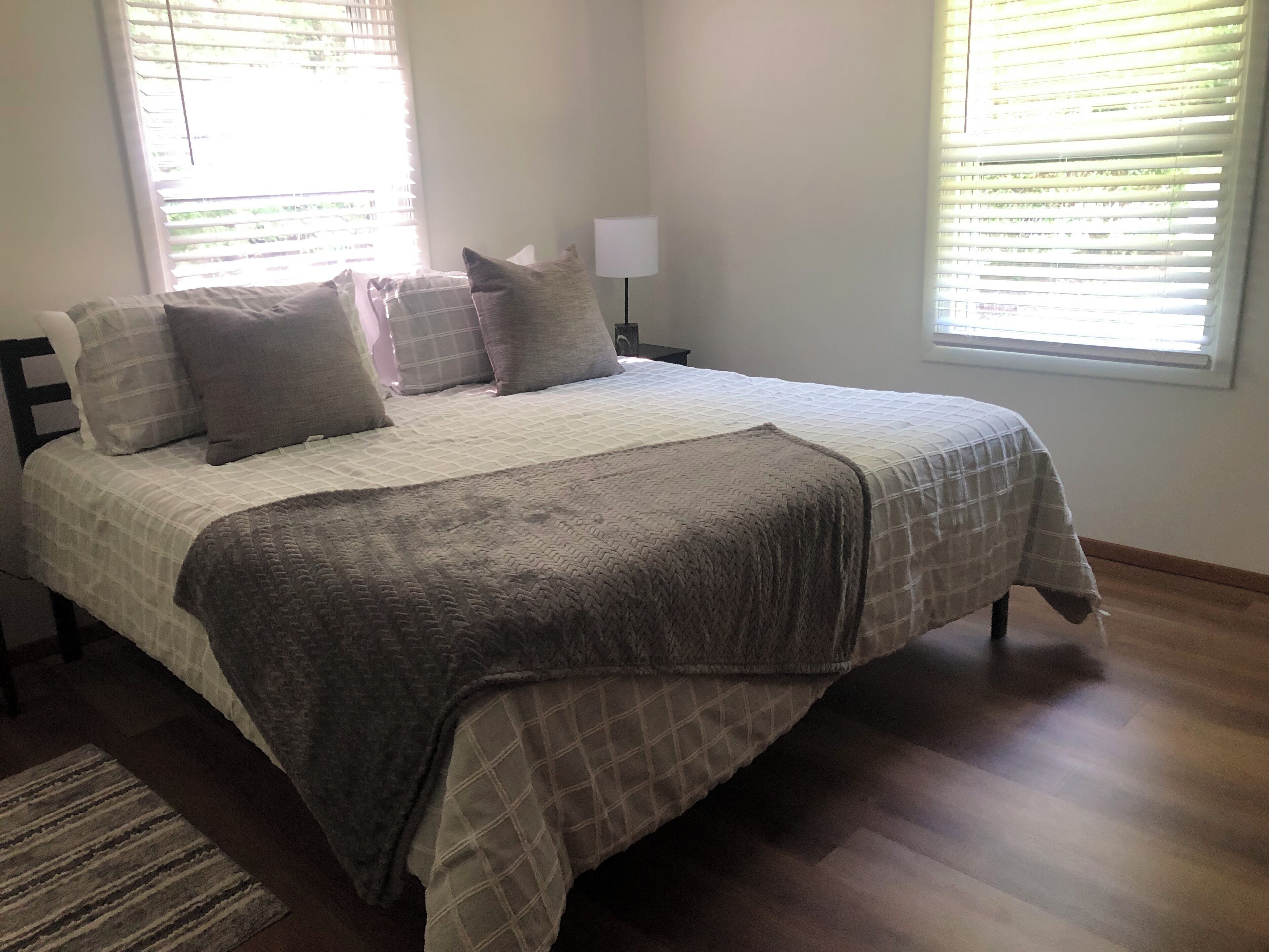 3 chambres, bureau, fer et planche à repasser, Wi-Fi gratuit