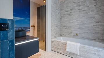 Deluxe Double Room (Blue Bee Room) | Bathroom | Rainfall showerhead, designer toiletries, hair dryer, towels