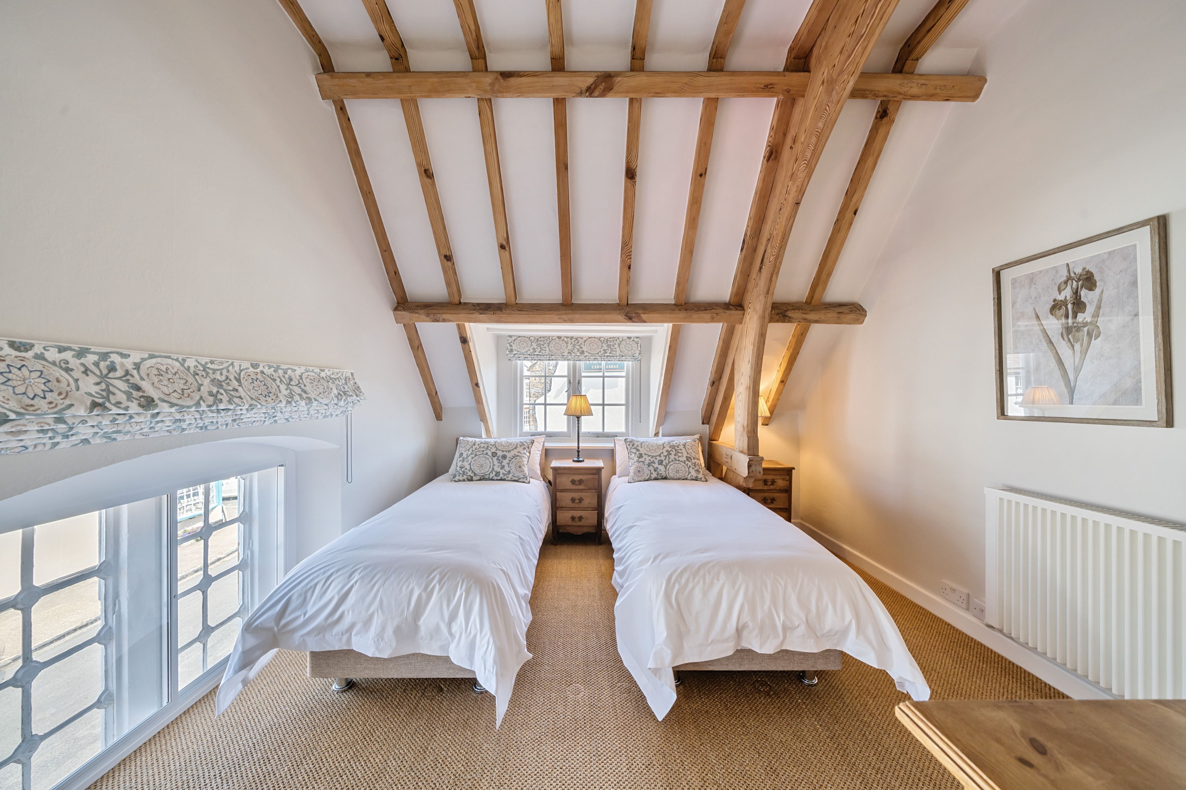 2 makuuhuonetta, vauvan matkasänky, internet, vuodevaatteet