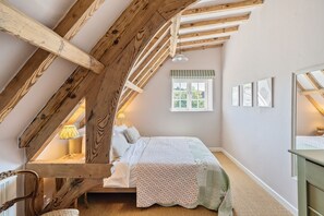 2 Schlafzimmer, Reisekinderbett, Internetzugang, Bettwäsche