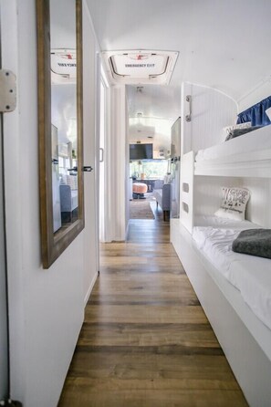 1 Schlafzimmer, Schreibtisch, WLAN