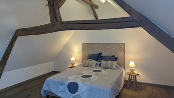 5 Schlafzimmer, Bügeleisen/Bügelbrett, Reisekinderbett, kostenloses WLAN