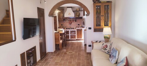 2 Bedroom Private vacation home in Corbezzi