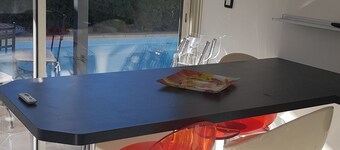 Maison Avec Piscine au Calme