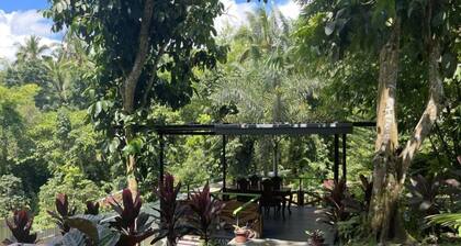 Hillcreek's Studio Bliss Haven