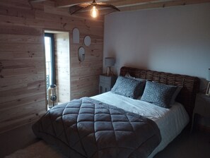 2 chambres, fer et planche Ă repasser, Wi-Fi gratuit, draps fournis