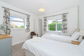 5 bedrooms, iron/ironing board, travel crib, WiFi