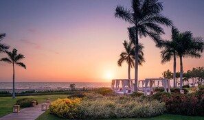 Beach - 2 BR Spa Suite/ Complementary Golf rounds and Massage @Grand Luxxe Vidanta (Nuevo Vallarta)