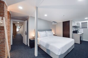 Quarto casal standard | Wi-Fi de cortesia, roupa de cama