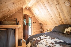 1 chambre, fer et planche Ă repasser, draps fournis