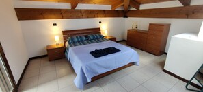 2 Schlafzimmer, Bügeleisen/Bügelbrett, WLAN