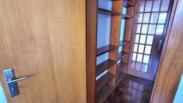 1 bedroom, premium bedding, desk, blackout drapes