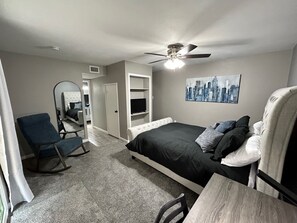 1 chambre, fer et planche à repasser, Wi-Fi, draps fournis