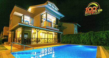 Paradise Town Villa Estella