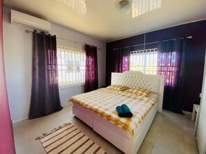 3 bedrooms, iron/ironing board, free WiFi, bed sheets