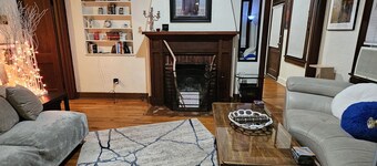 2 Blocks to UF Campus in Midtown & 10min Walk to Ben Griffin Stadium, Free Wi-Fi