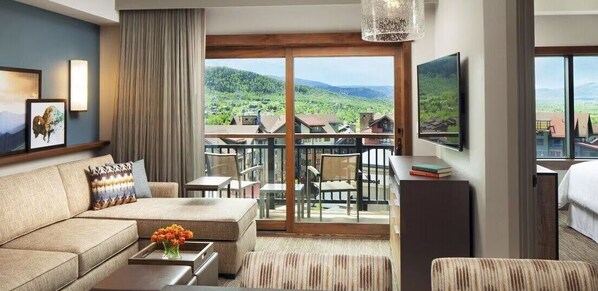 Fernseher, Kamin, DVD-Player, Stereoanlage