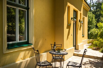 A Holiday Dream next to Vienna